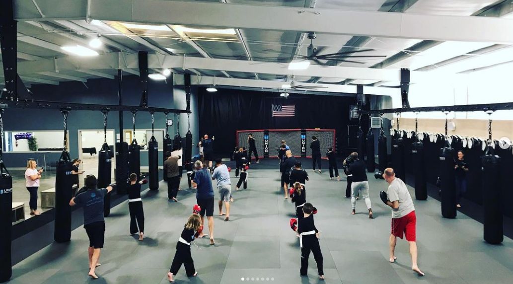 heavy bag rail system