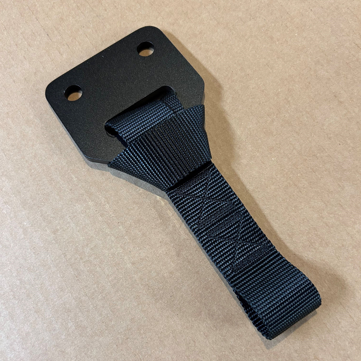 Upgrade your order with a Center Plate with Nylon Strap