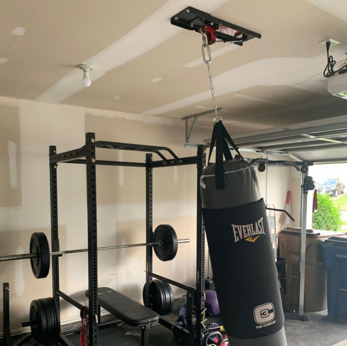 heavy bag mounts
